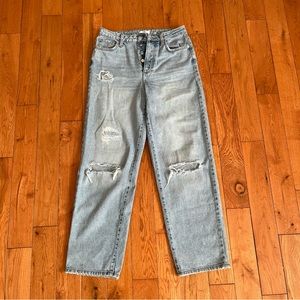 Forever 21 Distressed Jeans - Size 25